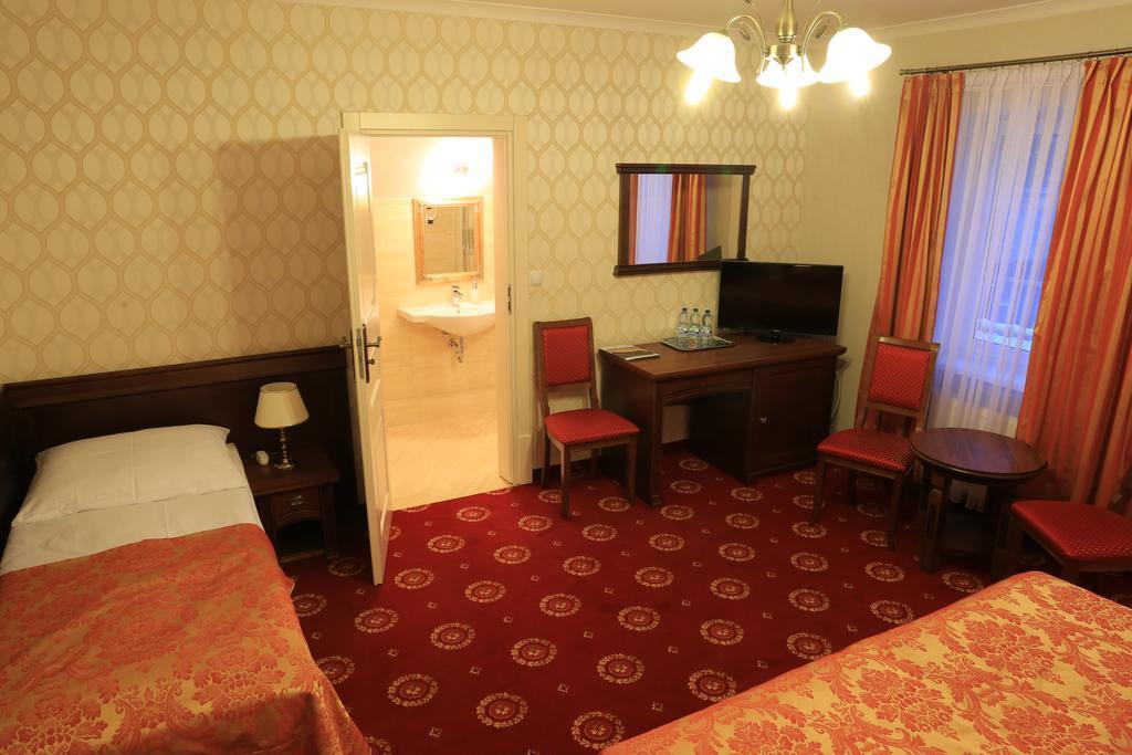 Hotel Kopernik Ciechocinek Chambre photo